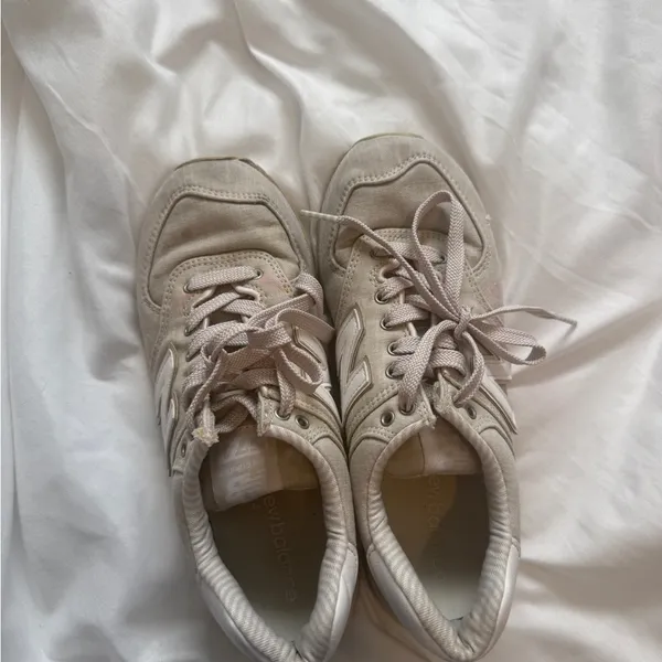 New Balance Light Gray and White Sneakers - Image 2