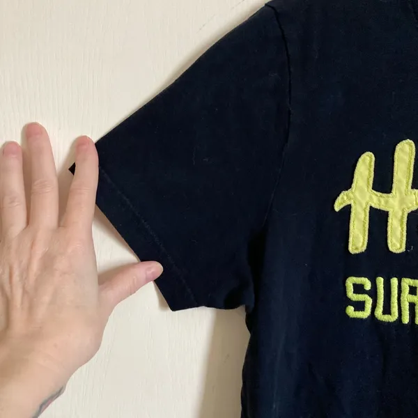 *Hollister Navy with Yellow “Hollister, Surf Hunters” Medium Shirt #MBG - Image 5
