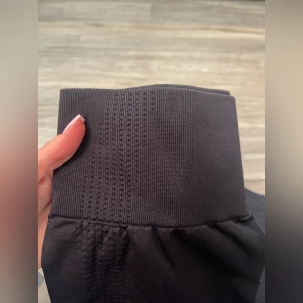 Nwot Black High Waisted Yoga Leggings S/M - Image 9