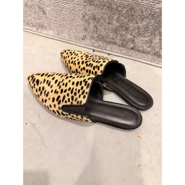Jenni Kayne Womens Mules 38 Tan Cheetah Print Calf Hair Pointed Toe Flat Italy - Image 3