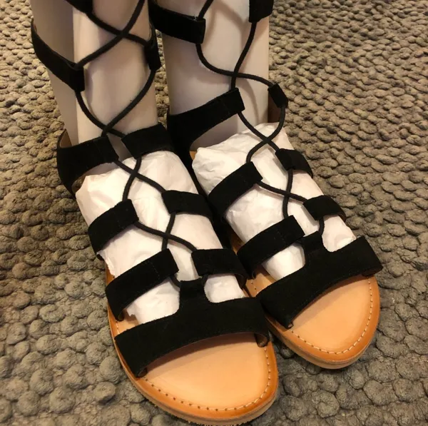 Urban Outfitters Black Suede Gladiators Sandals - Image 6