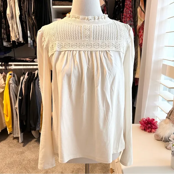 LOFT Cream Lace Yoke Top Small - Image 4