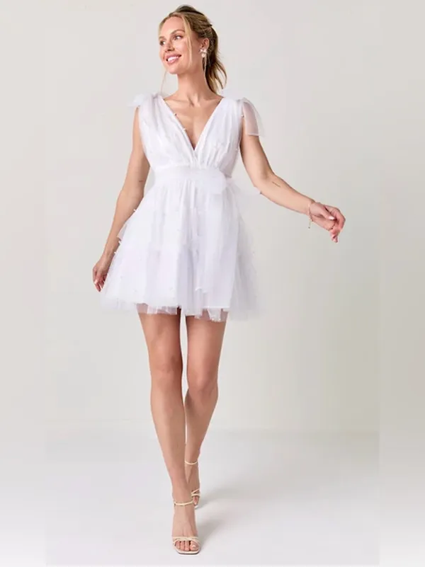 Francesca's Collections White Tulle Mini Dress with Bow and Pearls - Image 4