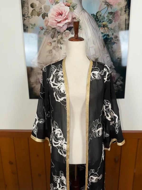 Gorgeous Sheer Floral Long Kimono Robe - Image 4