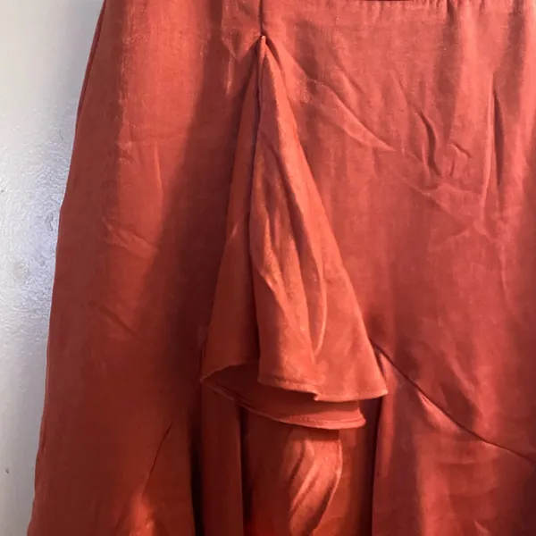 Vine & Love Womens Midi Skirt M Medium 27” Rust Brown Ruffled Front Ruffles - Image 2