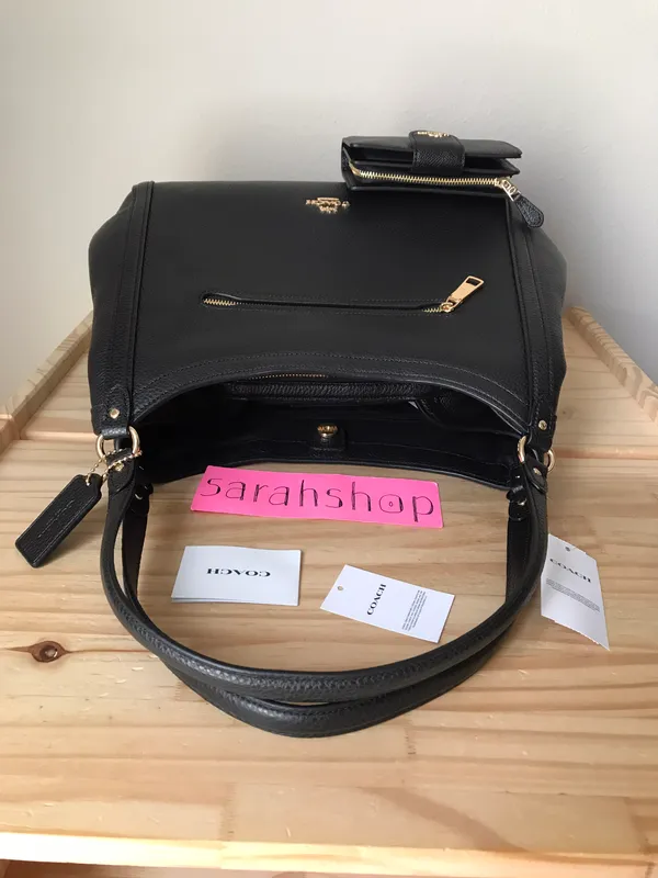 Coach Set - Image 6