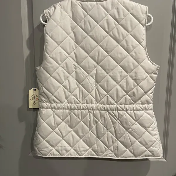 St. John’s Bay Ivory Quilted Vest with Gold Buttons - Image 4