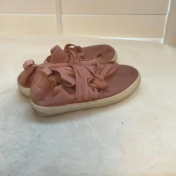 Steve Madden Pink Sneakers - Image 2