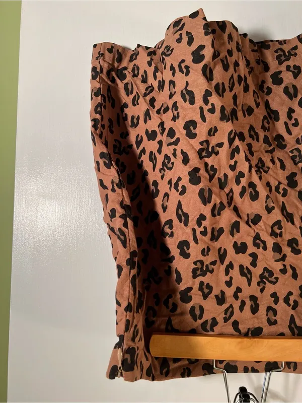 MarleyLilly Women’s Size XL Mini Skirt Tan Black‎ Animal Print Zip Side Cotton - Image 3