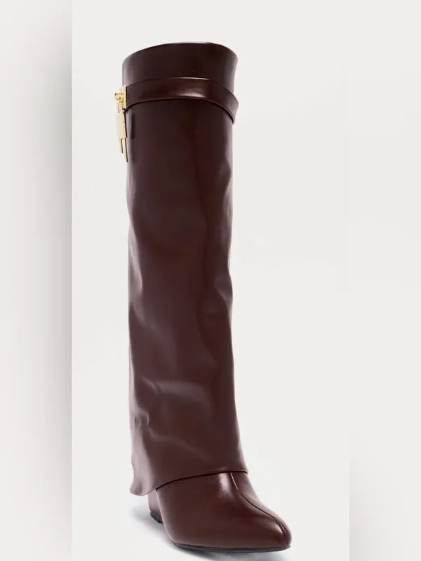 Cape Robbin Leather Knee High Boots Brown Gold Hardware Designer Style - Image 4