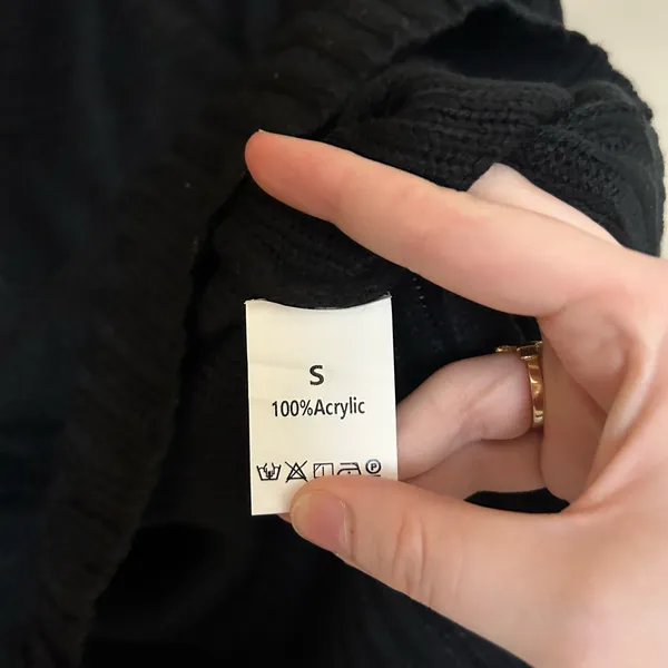 Black turtle neck sweater - Image 2
