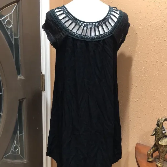 Free people black short sleeve dress - Image 4