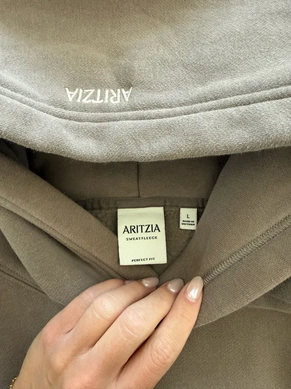 Aritzia Sweatshirt - Image 2