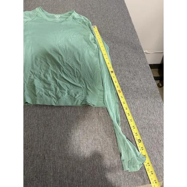 Old Navy Active Women's Teal Seamless Long Sleeve Cropped Athletic Top Sz L - Image 7