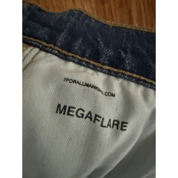 7 For All Mankind Megaflare Super High Rise Denim Size‎ 32 Festival Bell Bottoms - Image 2