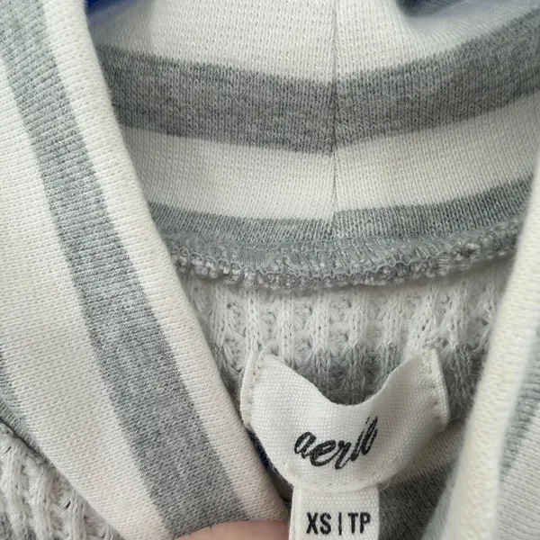 Aerie Womens XS Striped Mock Neck Long Sleeve Waffle Knit Top White Grey - Image 2