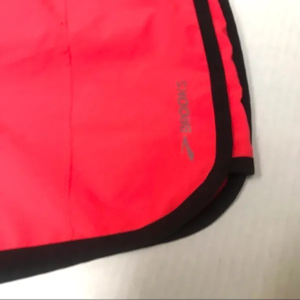 Brooks neon coral pink drawstring running shorts S‎ - Image 3
