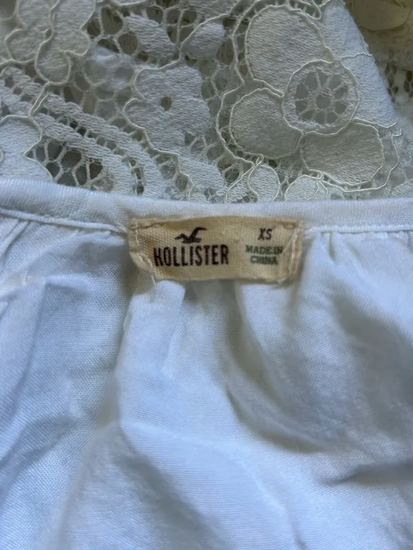 Hollister White Lace Cold-Shoulder Tie-Front Blouse XS - Image 12