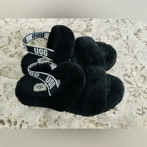 UGG comfy cute sandals🐻🐻 - Image 7