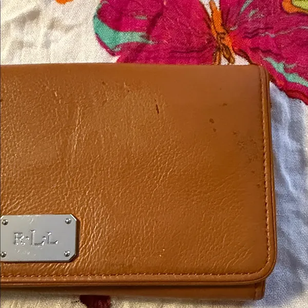 Lauren Ralph Lauren Tan Leather Continental Wallet with Silver Plaque - Image 2