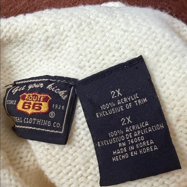 Cream Crewneck Sweater with Center Cable Detail - Image 7