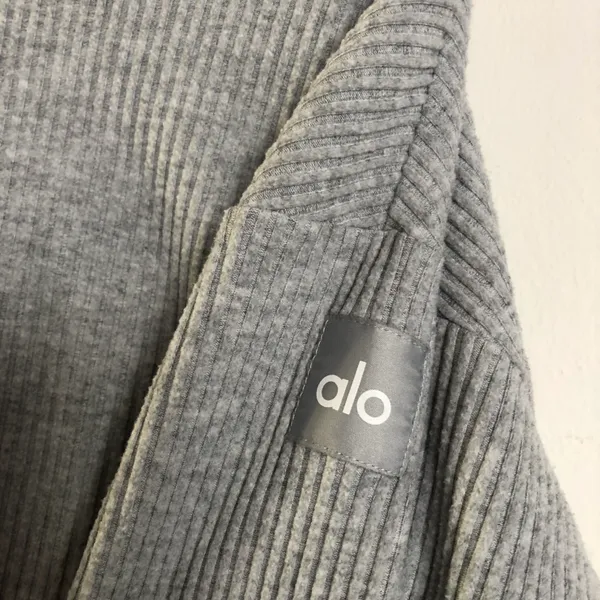Alo Muse Hoodie Athletic Heather Grey S - Image 8