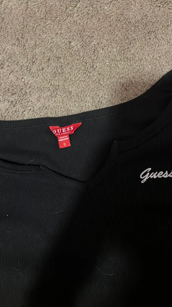 Guess shirt - Image 2