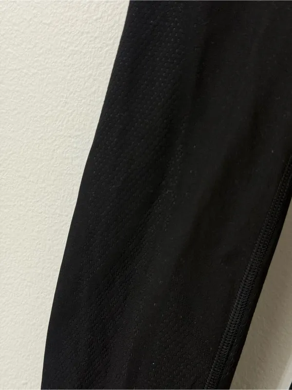 {2} Lululemon Mapped Out High-Rise Tight 28" Black / Black - Image 6