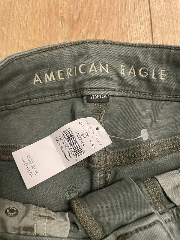 American Eagle Flared Jeans - Image 3