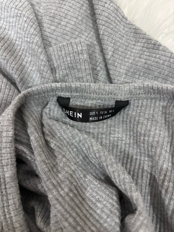 Gray Crop Top - Image 3