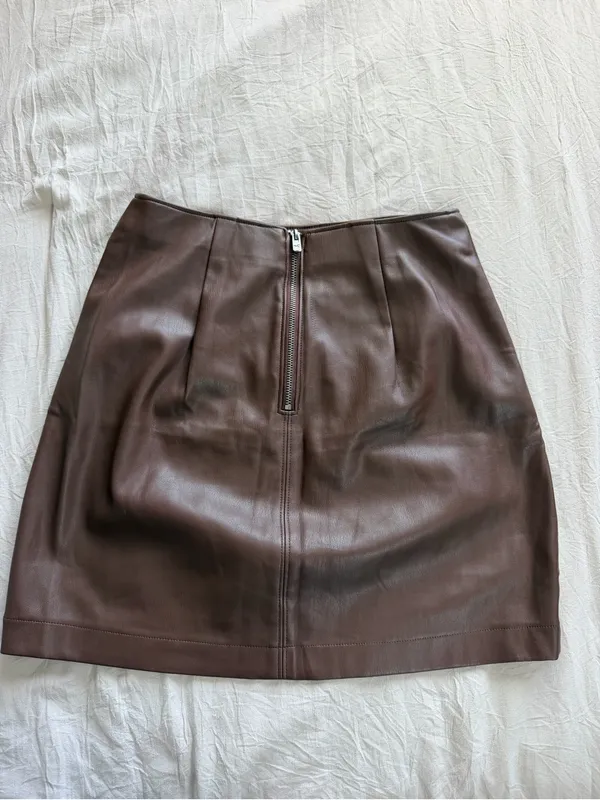 Hollister Brown‎ Faux Leather Mini Skirt - Image 3