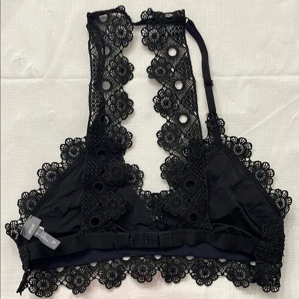 Aerie Not for sale - Image 2