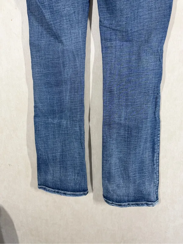 BKE Women’s Stella Slim Fit Low Rise Bootcut Jeans Stetch in Deming 28X33.5 - Image 6