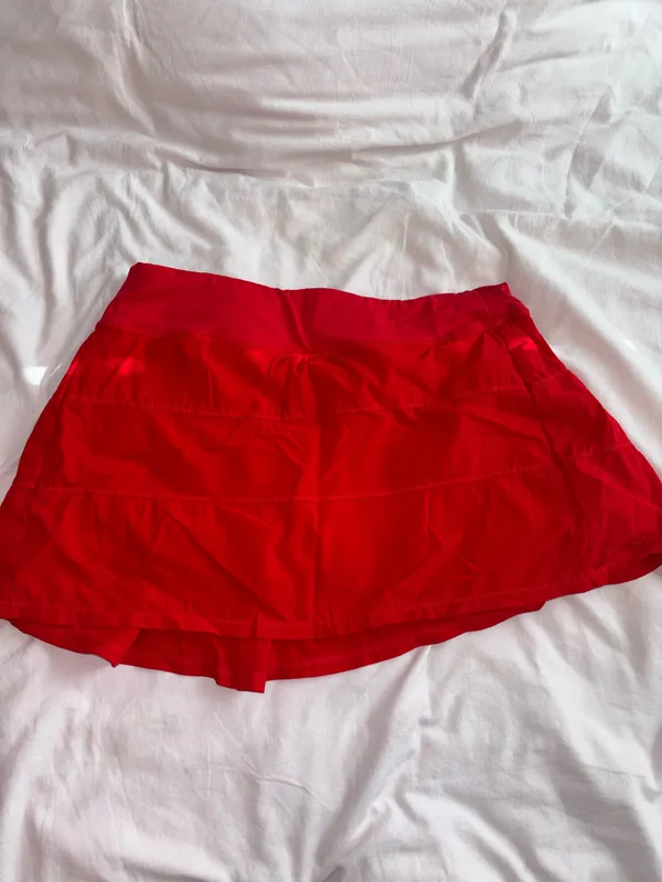 Red athletic skirt Size 8 - Image 3