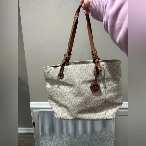 Michael Kors Jet Set - Image 5