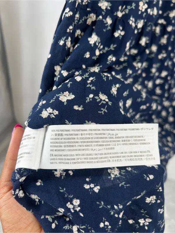 Hollister Navy Floral Puff-Sleeve‎ Midi Dress with Side Slit - Image 8