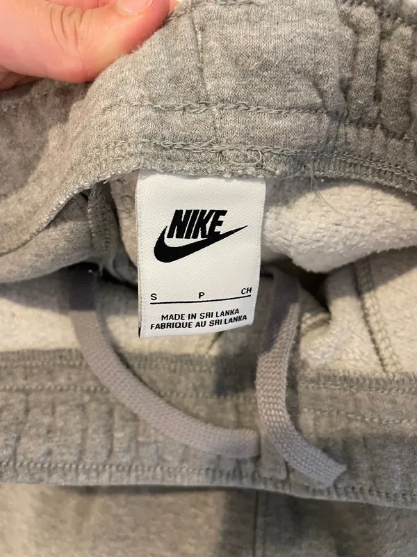 Nike Sweatpants Grey - Image 2