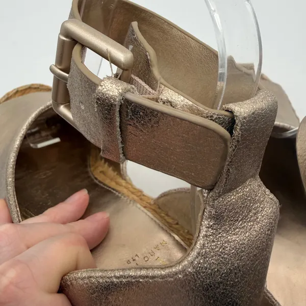 Marc Fisher LTD Madalyn Metallic Gold Leather Espadrille Wedge Sandals 6M - Image 10