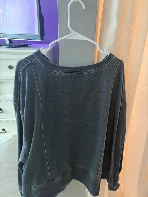 Free People Crewneck - Image 2