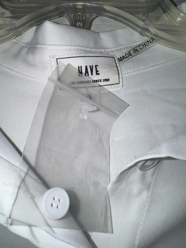 Have concealed Button - Image 3