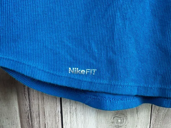 Nike Fit Dry Women's Blue Tank Top with Lime Accents - Image 2