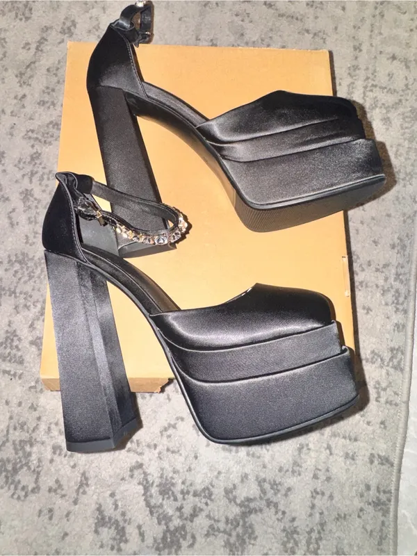 New Black Satin Platform Heels with Jeweled Ankle Strap size 36 (6) - Image 5