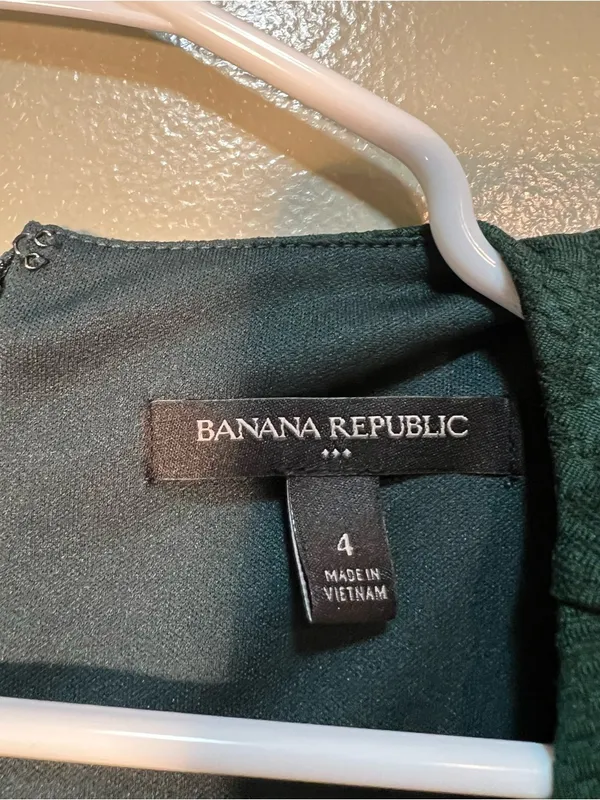 Banana Republic Women's Size 4 Dress Dark Green Textured‎ Holiday Bell Sleeve - Image 11