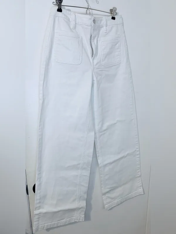 ON 34th White Wide Leg Jeans – Size 4 – Full Length Denim Pants - Image 3