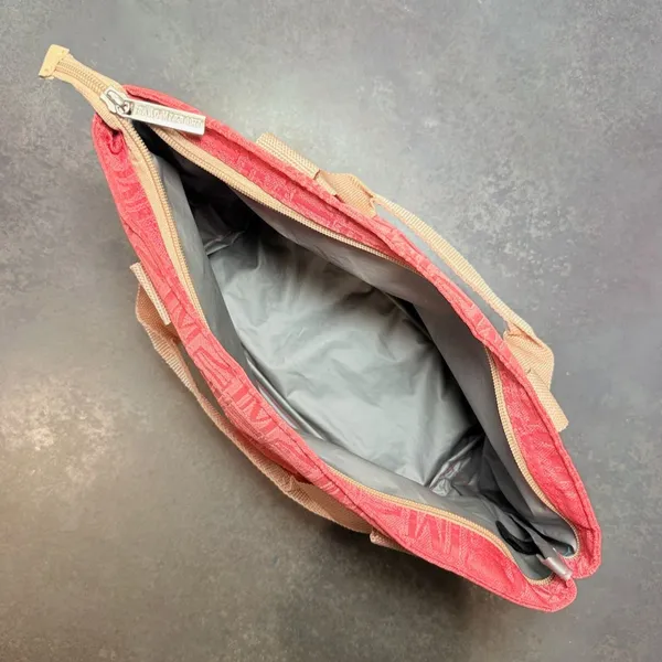 IM Monogram Isaac Mizrahi Insulated Lunch Tote Coral Zip Top - Image 4