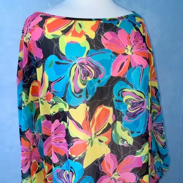 Vertigo Semi-Sheer Vibrant Floral Top Or Swim Cover XL - Image 9