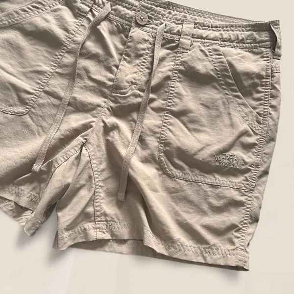 North Face khaki nylon tan drawstring shorts size 10 gorpcore granola - Image 3