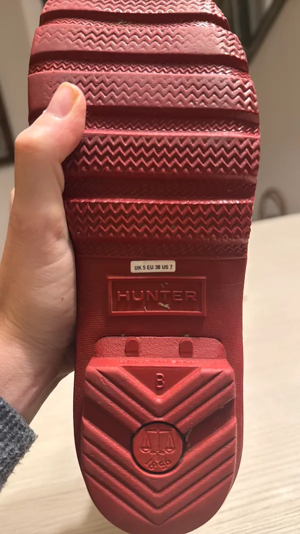 Hunter Rain Boots Tall Red Gloss Original 7 - Image 2