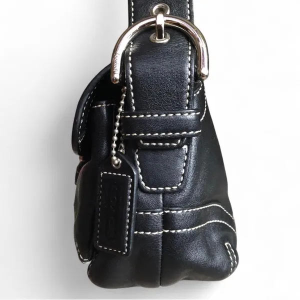 Black Leather Shoulder Bag with Buckle Detail - Image 6