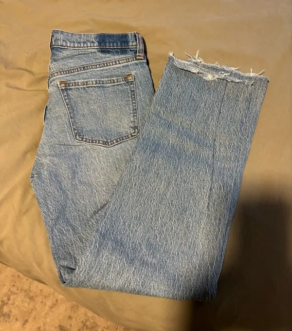 Abercrombie Mid-Rise 90’s Straight Leg Jeans - Image 2